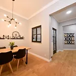 Victoria\'S Old Town Deluxe Apartment (Adults Only)