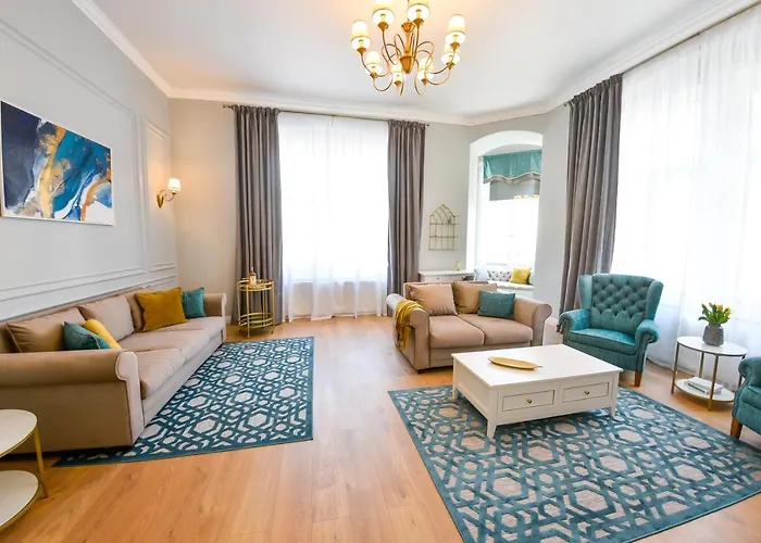 Victoria\'S Old Town Deluxe Apartment (Adults Only)